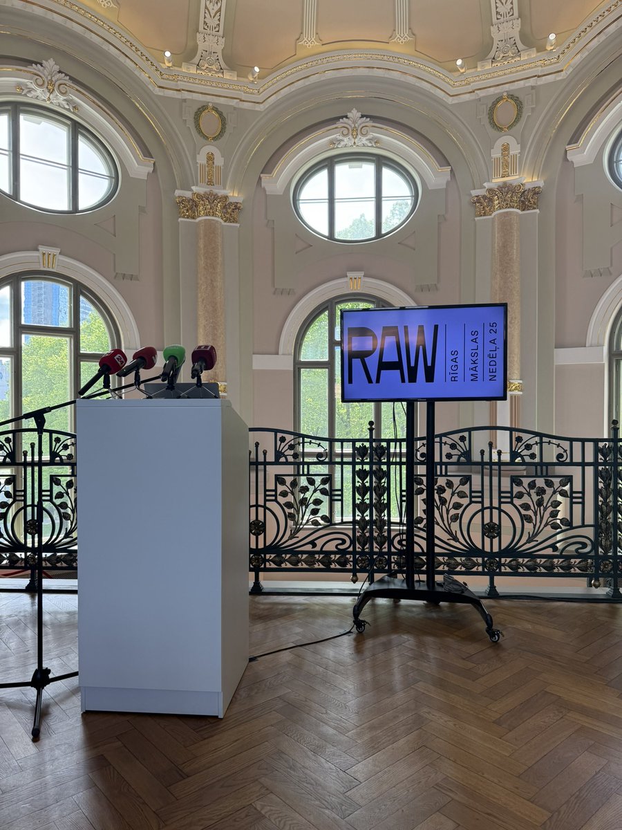 Šonedēļ pirmo reizi sākas Rīgas Mākslas nedēļa – nozīmīgs kultūras pasākums, kas tapis ar pilsētas atbalstu. Ceru, ka tas kļūs par ikgadēju tradīciju. Ar programmu iespējams iepazīties šeit: rigaartweek.com