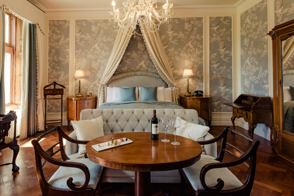 IrelandBlueBook's tweet photo. "Is this hideaway one of Killarney's best-kept secrets?" Read @ThomBreathnach review of the @CahernaneHouse in the @irishexaminer 

Read now: https://t.co/Qt4y9SAmpL https://t.co/gGfRCw4L5W
