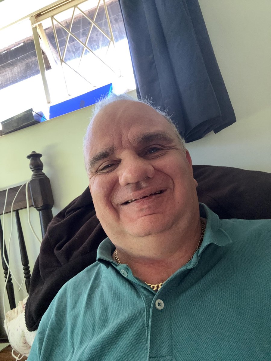 This App called SelfieX is truly remarkable for blind users like myself. 😁