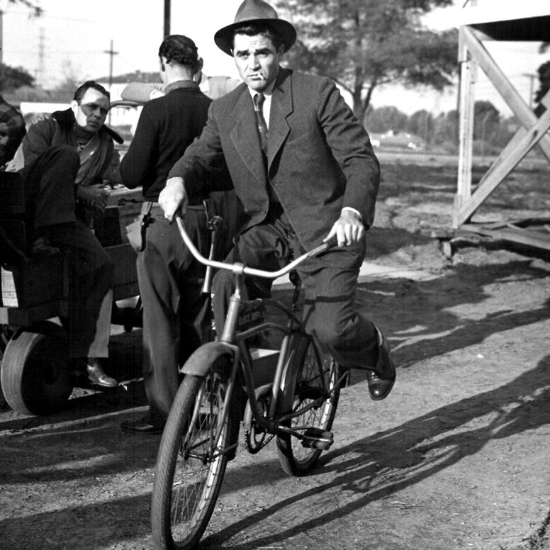 lauren_tho4607's tweet image. "The big secret in playing a gangster is to really believe the character you're playing is doing no wrong." #SteveCochran (1917-1965)

The Chase (1946) The Best Years of Our Lives * White Heat * Highway 301 * Inside the Walls of Folsom Prison * Private Hell 36 * I Mobster (1959)