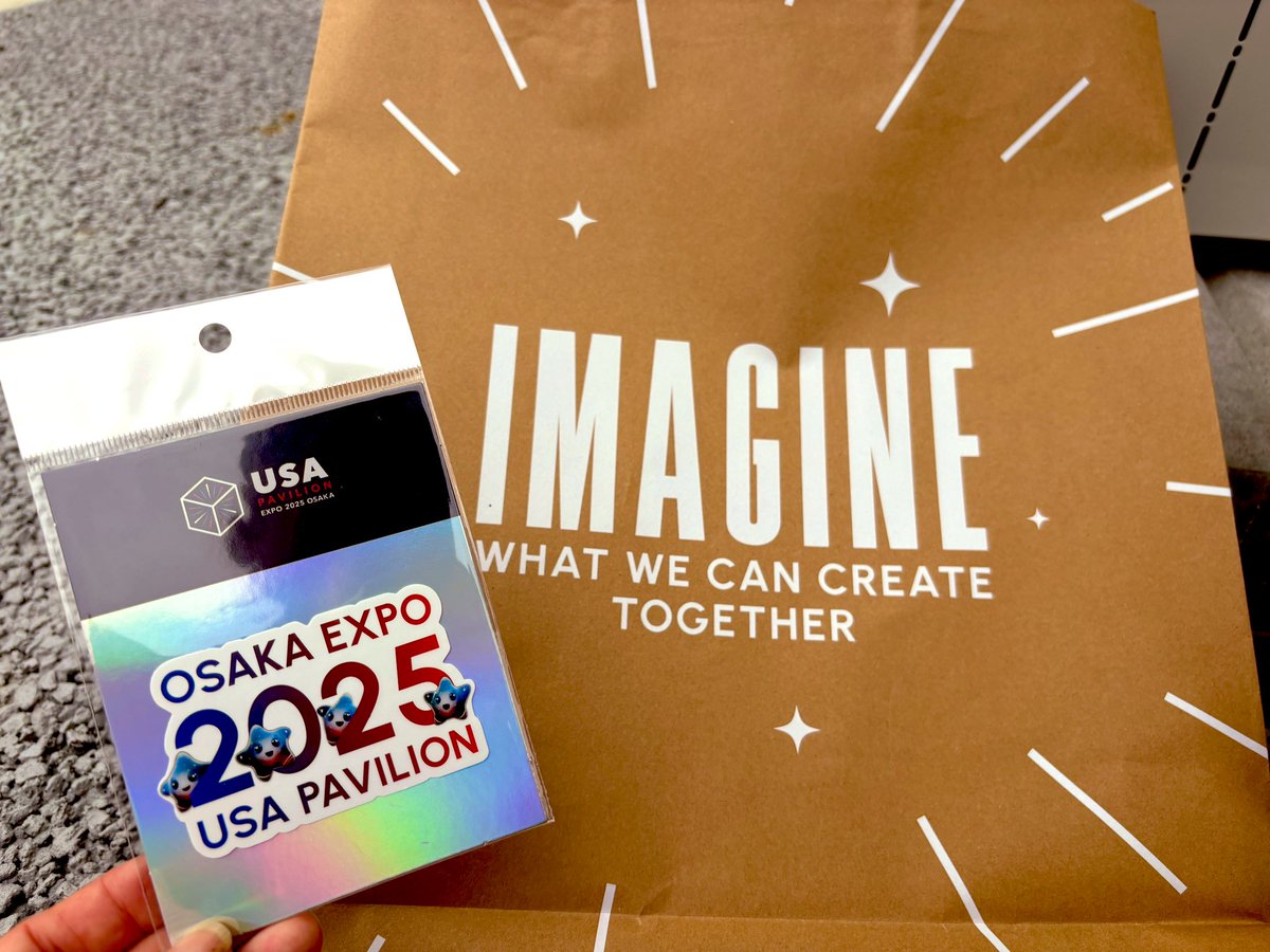 アメリカ館出口横にショップがオープン🇺🇸 まだグッズは少ないがコレ