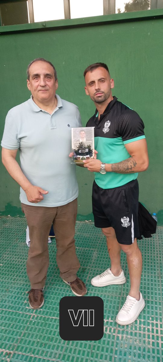 Valentín dela Fuente tweet media