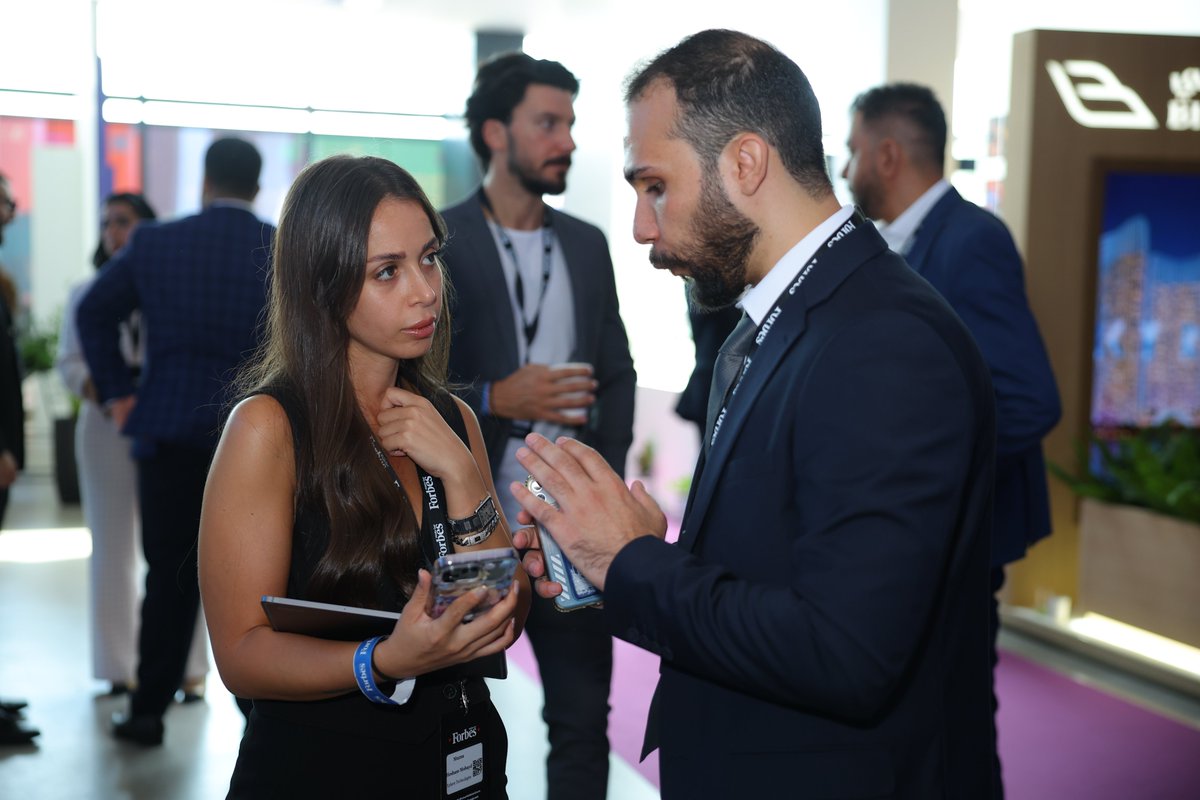 Forbes_MENA_'s tweet photo. Conversations are sparking, connections are being made. Day 1 of the Forbes Middle East Building the Future Summit brings together brilliant minds from across the region.  

📷: @Forbes_MENA_ 

#ForbesMiddleEastBuildingTheFutureSummit #ForbesMiddleEastEvents #AbuDhabi #ForbesME #FutureofRealEstate #UrbanInnovation