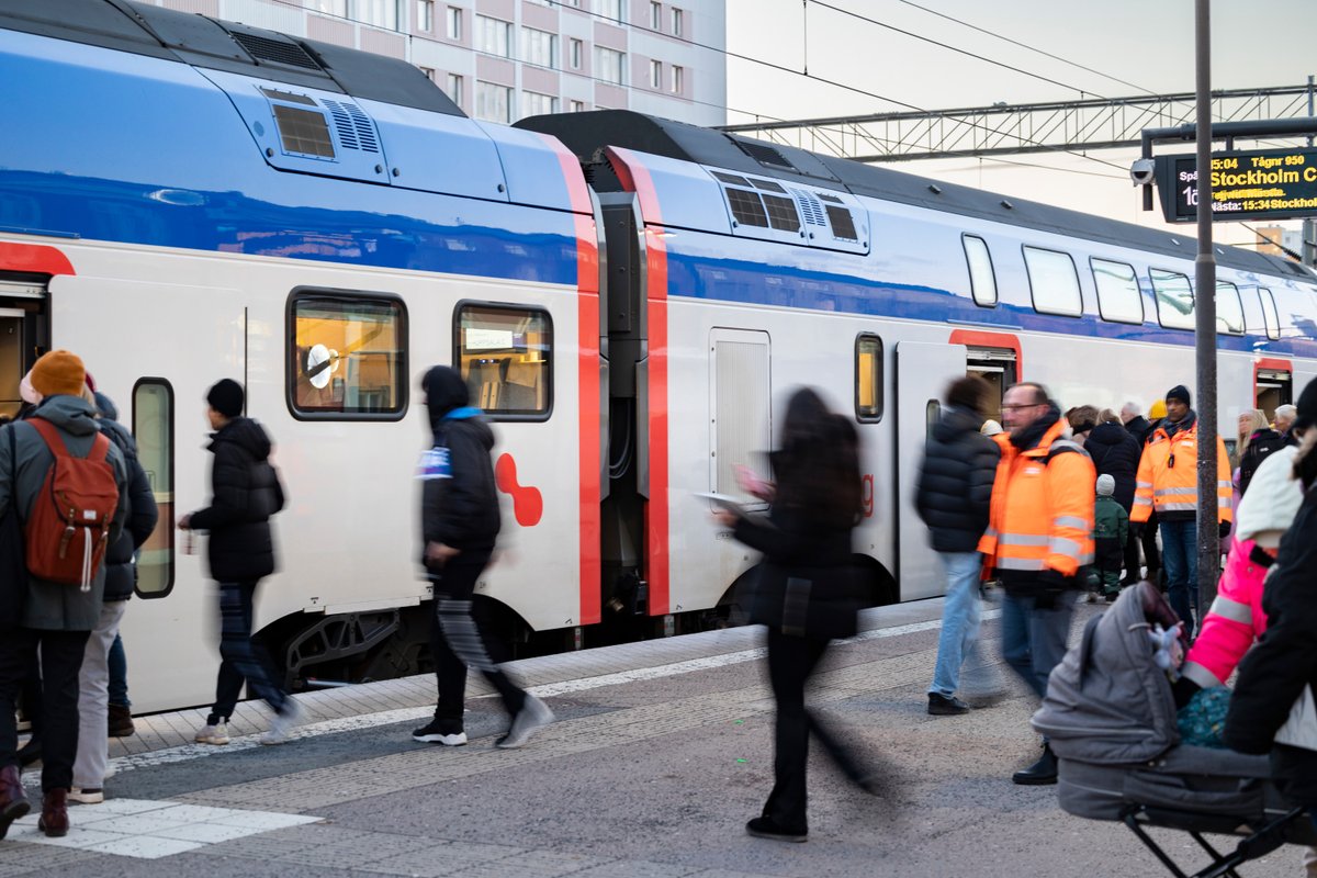 Mälardalsrådet (@malardalsradet) on Twitter photo Hård kamp om infrastrukturmiljarderna
<a href="/sverigesradio/">Sveriges Radio</a> Godmorgon världen uppmärksammar Mälardalsrådets arbete för en starkare #infrapol 🚆🚛⛴️✈️
Lyssna på inslaget från #Mälartinget på Sveriges Radios hemsida: sverigesradio.se/artikel/kampen… Hård kamp om infrastrukturmiljarderna
<a href="/sverigesradio/">Sveriges Radio</a> Godmorgon världen uppmärksammar Mälardalsrådets arbete för en starkare #infrapol 🚆🚛⛴️✈️
Lyssna på inslaget från #Mälartinget på Sveriges Radios hemsida: sverigesradio.se/artikel/kampen…