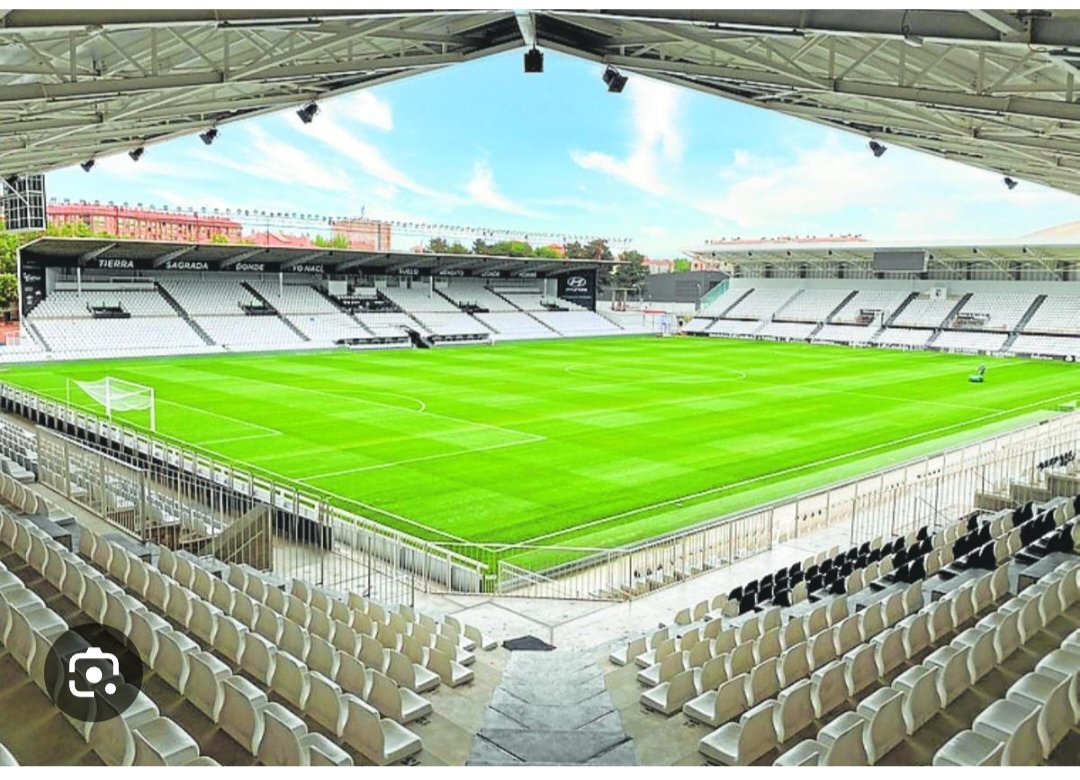 Ferblanquinegro's tweet image. Acaba en el Plantío la Temp 24.25. Los visitantes han marcado 14 goles en el norte y 9 en el sur y el Burgos 10 goles en Fondo Norte y 16 goles en Fondo Sur. Con 2 goles Curro es el rey del Norte y con 7 Fer Niño el auténtico Rey del sur.