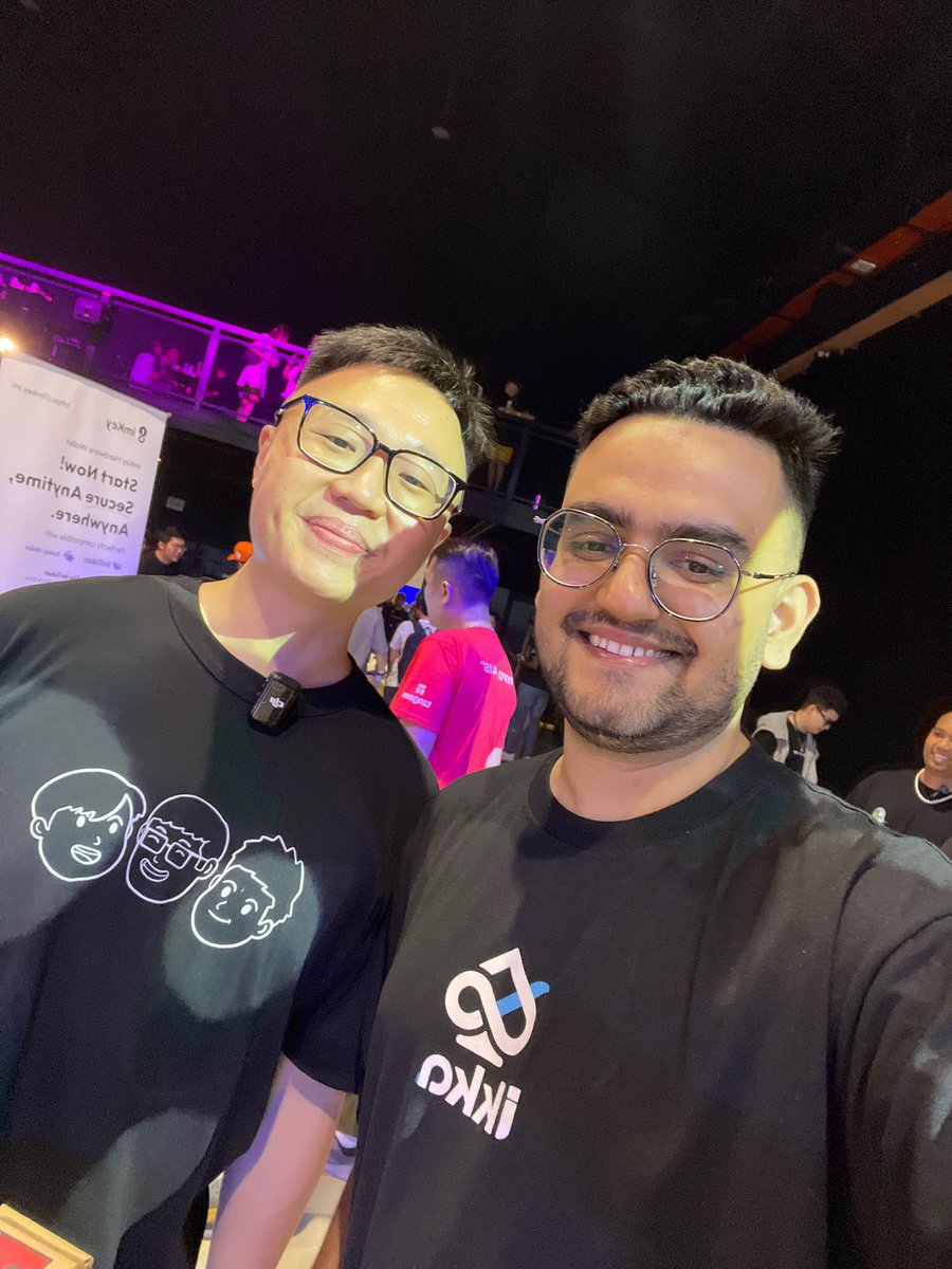 0xMalvinder's tweet photo. @pudgymalaysia @pudgypenguins 📸 Met some incredible people at the event and had to snap a pic! 🙌
Big thanks to @xgacrypto @CoinstoreExc @flipster_io amazing vibes all around! 🤝💥
Here’s to more collabs and memories ahead 🚀
#Web3Community #CryptoFam #NetworkingGoals #Coinstore #Flipster #XGA #Crypto https://t.co/vl5wHiik3E