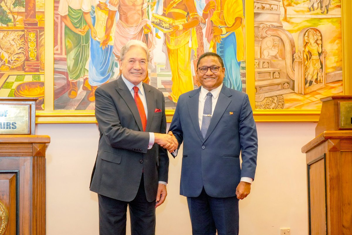 Minister of Foreign Affairs, Foreign Employment and Tourism <a href="/HMVijithaHerath/">Vijitha Herath</a> and New Zealand’s Deputy Prime Minister &amp; Foreign Minister @WinstonPeters addressed the media today (26) following the conclusion of constructive bilateral discussions held at the Foreign Ministry. 
#lka