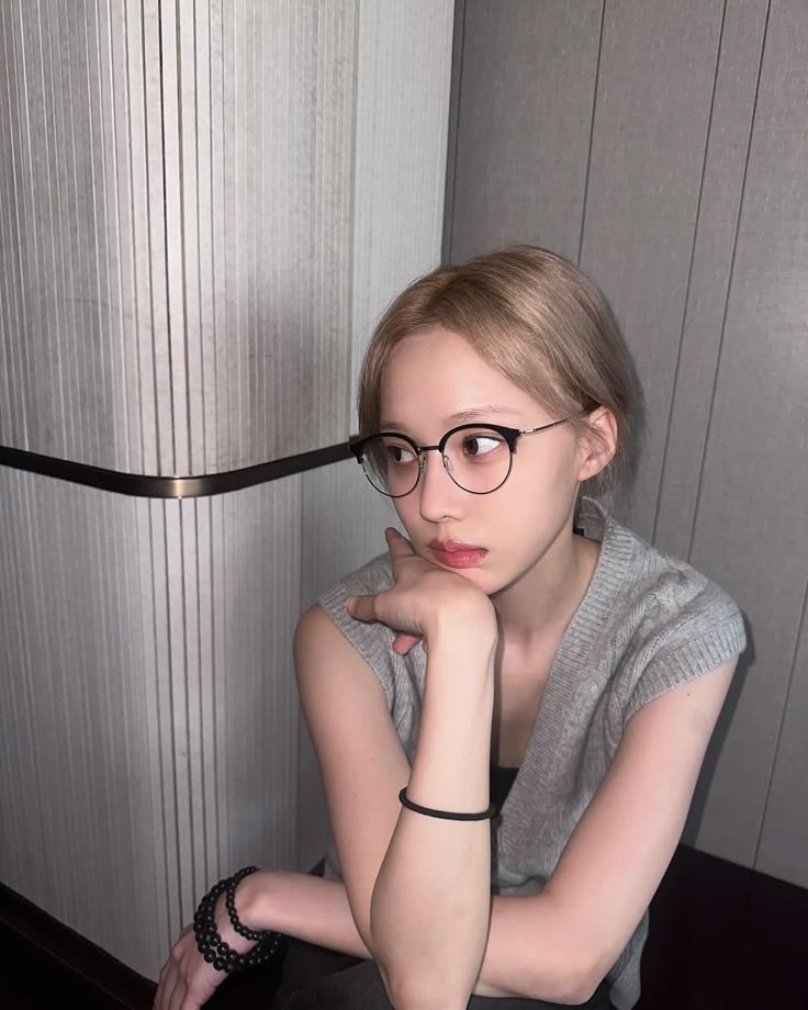 Gyeouliel's tweet photo. Ofkors doustane 😏 https://t.co/ih4iJOoxvU