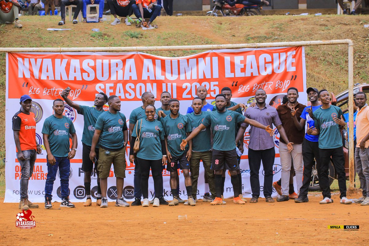ObukamaBwaTooro's tweet photo. 𝑵𝒚𝒂𝒌𝒂𝒔𝒖𝒓𝒂  𝑨𝒍𝒖𝒎𝒏𝒊 𝑳𝒆𝒂𝒈𝒖𝒆
Toro Kingdom recognizes the life changing significance of sports development as a cornerstone for community well-being, youth empowerment, and socio-economic growth. Rukirabasaija Omukama envisions a vibrant Kingdom where sporting activities flourish, uphold discipline, teamwork, and healthy lifestyles among the populace especially young people. This vision aligns seamlessly with initiatives that promote organized sports, nurture talent, and provide platforms for healthy competition.

It is in this spirit that the @NyakasuraLeague stands as a commendable endeavor, embodying the very essence of Rukirabasaija Omukama’s vision. Established in 2022, the Nyakasura Alumni League is an association born from the rich legacy of @NyakasuraSchool, a venerable institution founded in 1926 in @FortPortalCity1, Toro Kingdom.

Membership in this association is exclusively comprised of former students of Nyakasura School.
The primary objective of @NyakasuraLeague is to forge a robust network among the school's alumni, facilitating socialization, knowledge exchange, mutual support, and, notably, engaging in co-curricular activities, particularly football. The league's mission is to leverage sports as a vehicle for socialization, resource mobilization, information sharing, and creating opportunities for fellow alumni. Its vision is to cultivate a stable and interconnected community of Nyakasura School alumni.

The league's structure organizes football clubs based on class cohorts, typically spanning six-year intervals. Since its inception, Nyakasura Alumni League has experienced consistent growth, boasting 14 registered cohorts/clubs, ranging from early 2000s alumni to the most recent. The league has successfully completed two seasons, with the third season currently underway, featuring 11 competing clubs. To date, two match days have been played out of seven scheduled for the season.
Blast Furnace FC (Alumni Class of 2011-2016) were the inaugural season champions, while SC Calwell (Alumni class of 2016-2022) currently holds the title as defending champions. 
The grandeur of the Season 2 Grand Finale in 2024, held at Fort Portal City Booma grounds, was significantly elevated by the presence of notable alumni, including the Chancellor of @Makerere, The Honourable Dr. @ChrispusKiyonga, accompanied by former Headteacher Mr. Frank Manyindo Apuuli, among other distinguished guests.

The clubs participating in the Nyakasura Alumni League Season 3 (2025) are:
@cyberfc2017 
@FcNyanda 
@CalwellSc 
@EnkaitoFc
@EngogoFc
@FcByaaro
@TeamBanyunye
@ManyindoFc
@Blastfurnace01
@Tinapa_SC
@Amaraidisc
@CalwellSc
The highly anticipated Match Day 3 of League Season 3 is scheduled to take place on June 8, 2025, at King Oyo Sports Complex grounds in Bukwali Fort Portal City. 

Toro Kingdom commends Nyakasura Alumni League for its dedication to promoting sports and cultivating a strong community spirit, directly contributing to Rukirabasaija Omukama’s overarching vision for sports development in the Kingdom.
#EmpangoYa30