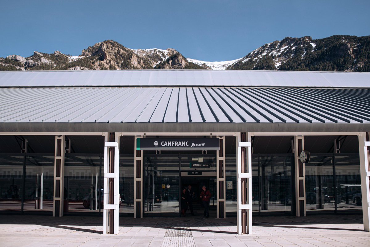 Óscar Puente tweet media