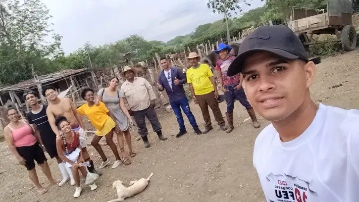 NaranjoVladimir's tweet photo. El equipo "Transformers", que representa a la Facultad de Ciencias Técnicas en la Olimpiada de la Integralidad, realizó actividades extensionistas en la comunidad de Palmira de @MiGuantanamo. En la @UG_Cuba #SeguimosAscendiendo. https://t.co/IwnGfjThtz