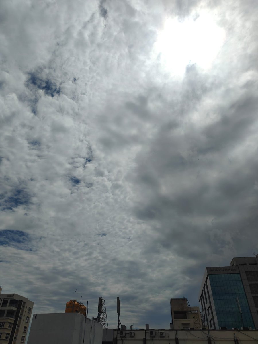 SSR (@tstormchaserrr) on Twitter photo Monsoon magic at #Chennai shows the amount of moisture being pushed in <a href="/MasRainman/">MasRainman</a> <a href="/ChennaiRains/">Chennai Rains (COMK)</a> <a href="/saran_2016/">KTC Weatherman Saran</a> <a href="/Gobinaath16/">Gobinaath</a> <a href="/Evkwf_18/">EVK Weather Forecast</a> Monsoon magic at #Chennai shows the amount of moisture being pushed in <a href="/MasRainman/">MasRainman</a> <a href="/ChennaiRains/">Chennai Rains (COMK)</a> <a href="/saran_2016/">KTC Weatherman Saran</a> <a href="/Gobinaath16/">Gobinaath</a> <a href="/Evkwf_18/">EVK Weather Forecast</a>