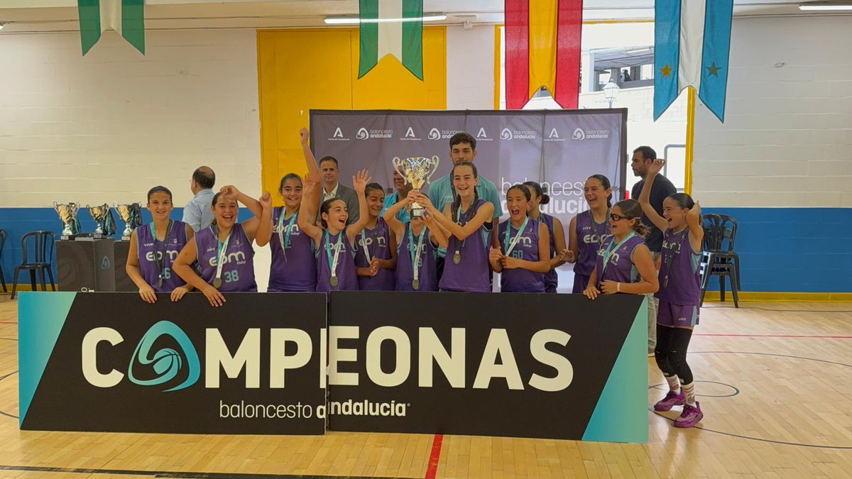 πΌπ»π πΉπππ ππππ€π₯π (@edmbaloncesto) on Twitter photo El MF13π£ se proclama CAMPEΓN de la Copa FederaciΓ³n tras superar a <a href="/cbsalliver/">SALLIVER FUENGIROLA</a>
El acierto en el tiro exterior nos mantuvo en el partido cuΓ‘ndo nuestro nivel defensivo bajΓ³
Gran temporada de estas chicas que siempre han demostrado un compromiso ejemplar
Muy orgullosos de ellas El MF13π£ se proclama CAMPEΓN de la Copa FederaciΓ³n tras superar a <a href="/cbsalliver/">SALLIVER FUENGIROLA</a>
El acierto en el tiro exterior nos mantuvo en el partido cuΓ‘ndo nuestro nivel defensivo bajΓ³
Gran temporada de estas chicas que siempre han demostrado un compromiso ejemplar
Muy orgullosos de ellas