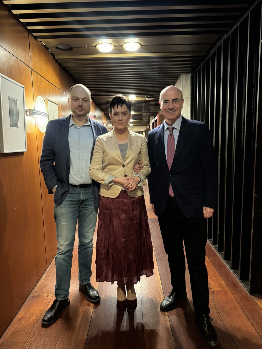 Global Magnitsky Justice Campaign (@gmjcampaign) on Twitter photo <a href="/Billbrowder/">Sir William Browder KCMG</a>, <a href="/vkaramurza/">Vladimir Kara-Murza</a>, <a href="/ekaramurza/">Evgenia Kara-Murza</a> about to take the main stage at Oslo Freedom Forum <a href="/OsloFF/">Oslo Freedom Forum (OFF)</a> to discuss the campaign to free Vladimir Kara-Murza <a href="/HRF/">Human Rights Foundation (HRF)</a> #ImagineatOFF <a href="/Billbrowder/">Sir William Browder KCMG</a>, <a href="/vkaramurza/">Vladimir Kara-Murza</a>, <a href="/ekaramurza/">Evgenia Kara-Murza</a> about to take the main stage at Oslo Freedom Forum <a href="/OsloFF/">Oslo Freedom Forum (OFF)</a> to discuss the campaign to free Vladimir Kara-Murza <a href="/HRF/">Human Rights Foundation (HRF)</a> #ImagineatOFF