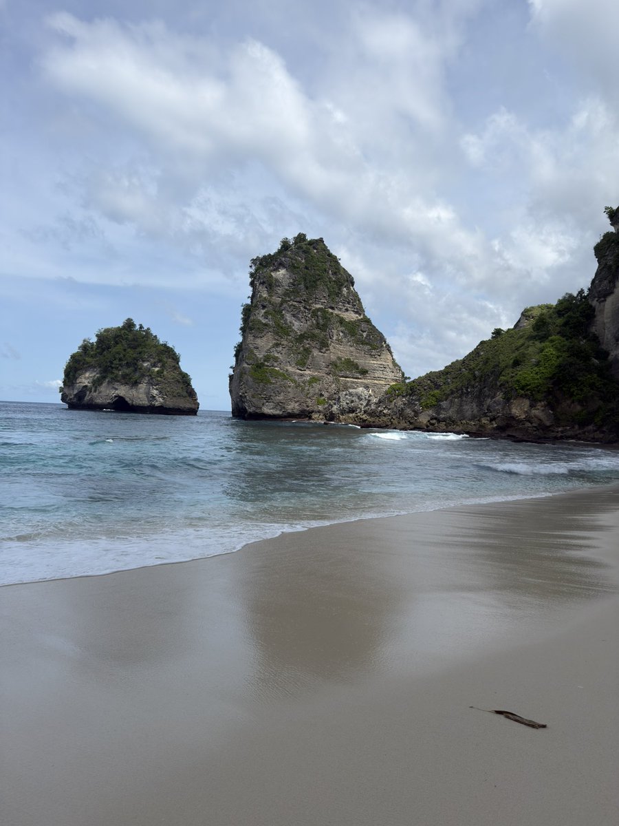 bali_2025's tweet photo. #nusapenida island https://t.co/U7yiyjrtdJ