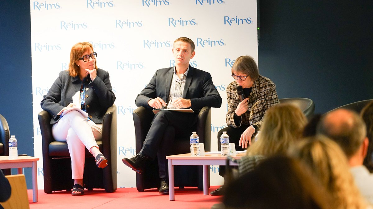 Les acteurs de la #solidarité sont réunis aujourd’hui à #Reims à l’occasion des 8e Assises rémoises de la solidarité organisées par le #CCAS ! Témoignages, #TablesRondes et restitutions sont au programme.