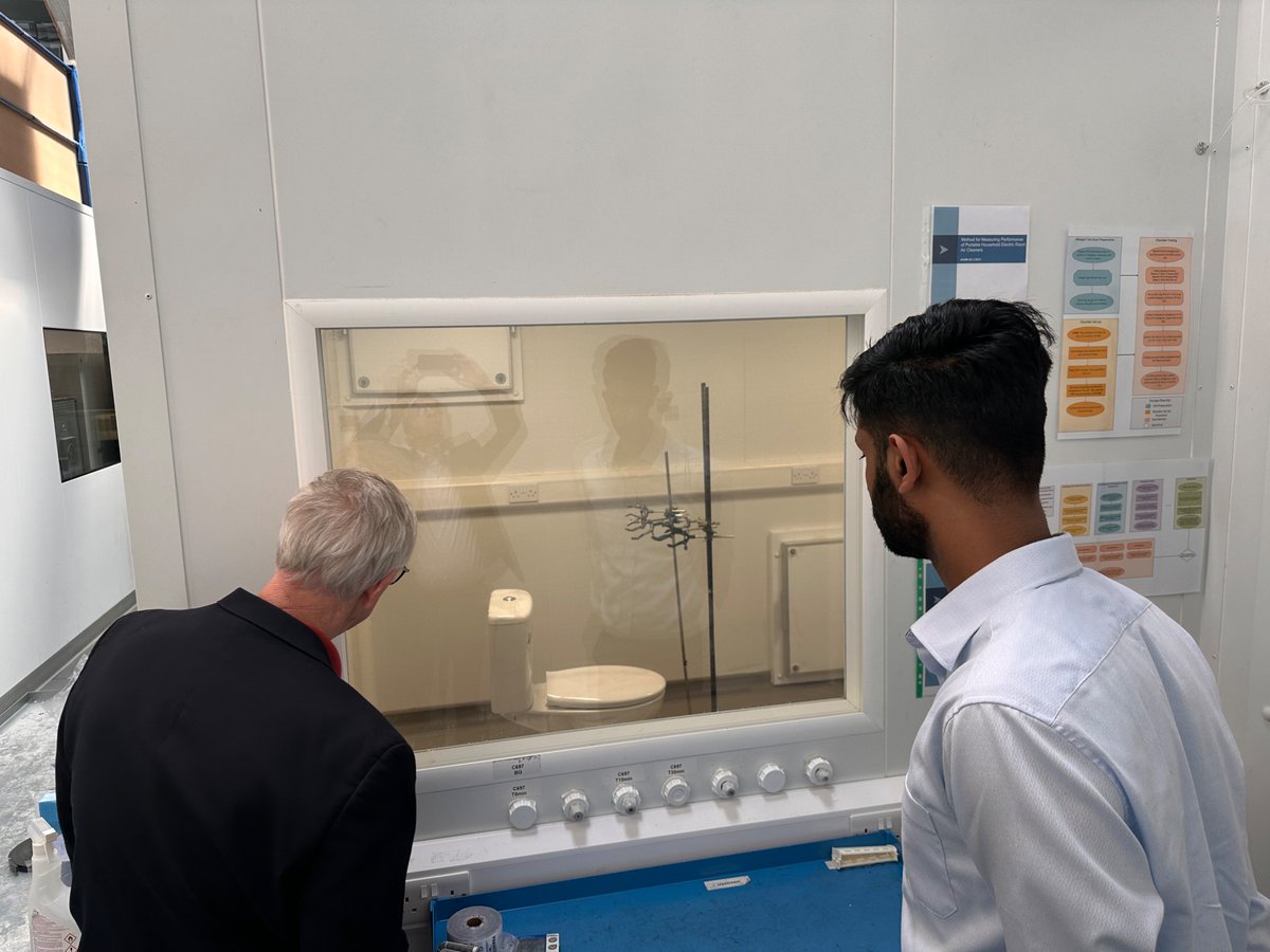 What happens when ASHRAE’s President visits one of the world’s top air testing labs? 
A deep dive into HVAC, IAQ, and the scientists shaping the future of healthy buildings.
Read more about Dennis Knight’s visit to <a href="/airmidhealthgrp/">airmid healthgroup</a>  airmidhealthgroup.com/ashrae-indoor-…
