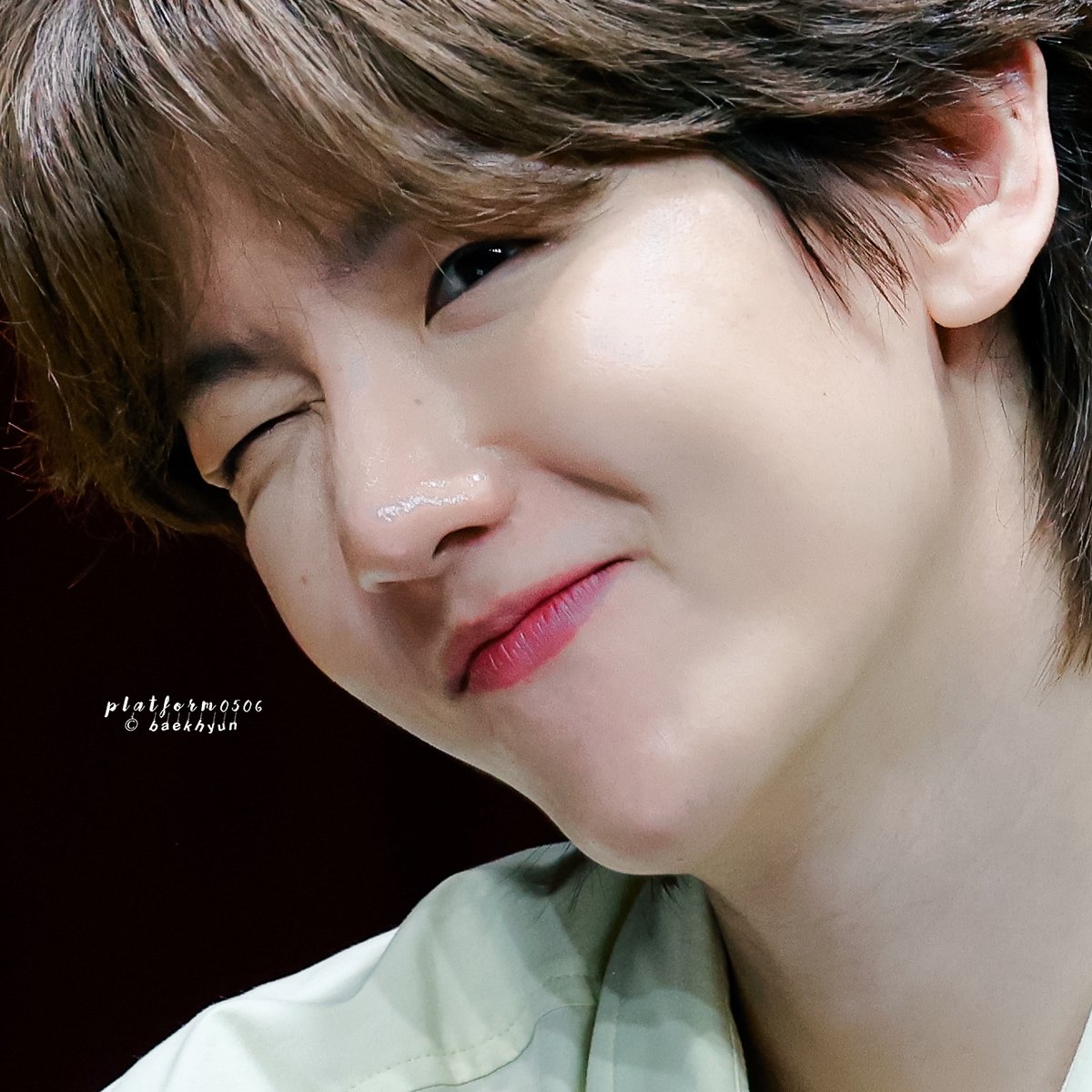 platform0506's tweet photo. 250524 ktown4
좋아?좋아~너무 좋아 🥹
#백현 #baekhyun #ベクヒョン https://t.co/3o7WKWCbZf