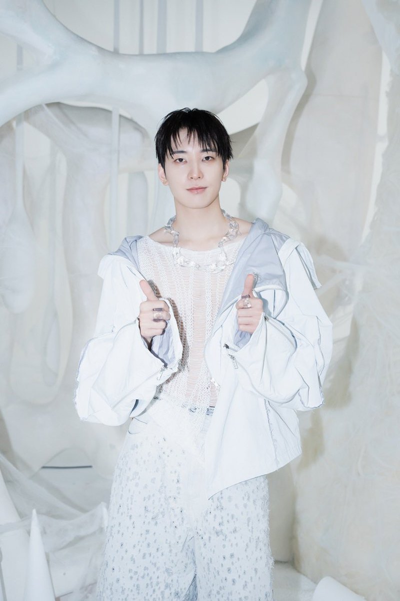 wonwooszone's tweet image. happy burstday melon &amp;amp; genie exclusive #WONWOO #원우