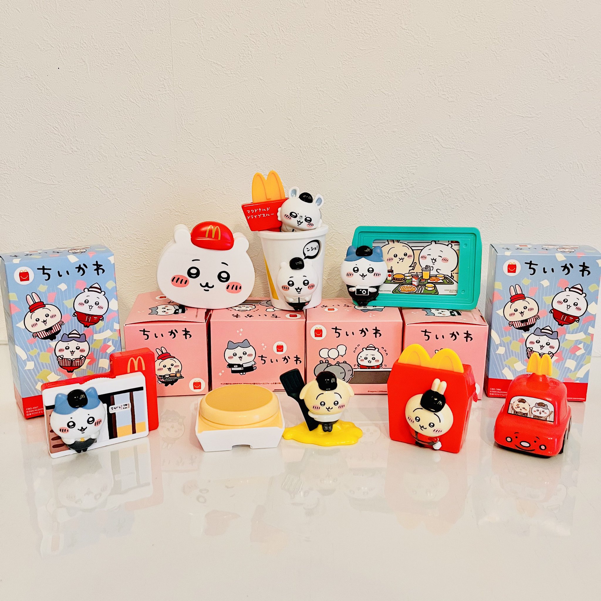 ほほえみ らくらくキューブ　おむつ　ちいかわ　コンプリート　ハッピーセット ハッピーセット】ちいかわ第2弾！コンプリートした全4種をご紹介