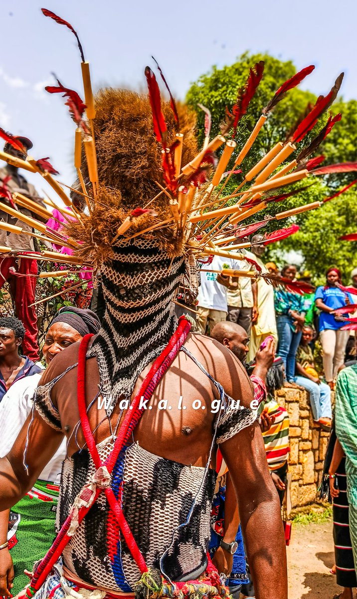 nasarawaonx's tweet photo. The Eggon community took center stage in Jos to celebrate #InternationalMuseumDay2025 in grand cultural style! With colorful traditional performances, a royal procession, exhibitions, and storytelling sessions, the event beautifully showcased how museums and cultural heritage play a vital role in community identity and education. A true celebration of history, unity, and pride!
Photo credit: #Wakalogue
Watch the full highlights here:
https://t.co/J5LKOVtv64

#NasarawaonX  #IMD2025 #EggonCulture #JosNigeria #CulturalPreservation 
#internationalmusuemday