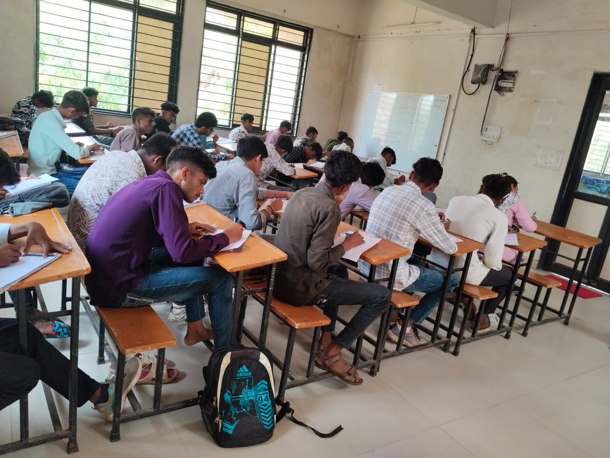 Principal ITI, Modasa tweet media