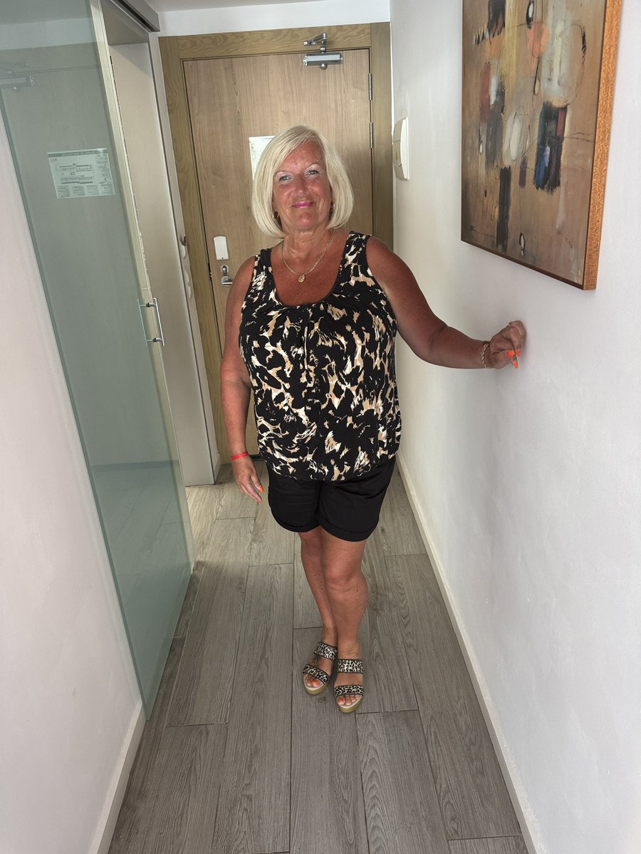 sara_knickers's tweet photo. Happy Bank Holiday Monday. Pity the sun isn’t shining. Hope you all enjoy the day. If you would like to see more of me then pop across to my OnlyFans, all my love Sara❤️❤️❤️😘😘. #pussy #spunk #biggirth #groupies #bukkake #hotwife #gangbang   @swindonswingers @Gloria_Hesafan @sandywild69 @Kinkypair_NPT @strokeformatur1 @BBW_Admiration @Britgrannyfuck @Nigeymartin @AdultWorkcom @amat_porn @AdultOn54205307 @BritishRW_GF @BritishMatures  @xxlpromo_ @DutchPornPromo @Claire69Knight
 @clubhouse121 @gilfmaniac @AdultOn54205307 @theadulthub @FindGangbang @Gangbangnation @HotwifeclubBE @Puzzyfun_real @LegsSunday @GangbangMilfs @GangBangPartyNL @britishbukkake @officialukap @PartymanTrevor @barbyslut @VelvetSkye @deliciouslauri @jjjewel2 @kittenfrancesca @gangbangnation @gangbangMilfs @gangbangpartynl @britishbukkake @dutchmilflover @cumforme66 @wvmilfhunter