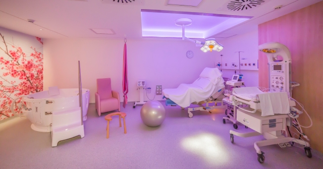 #Agenda 📆 ¡Recuerda! Mañana, nuestro equipo de matronas y responsables de sala de partos te muestran nuestras instalaciones y responden a todas tus preguntas. ¡Te esperamos! quironsalud.com/hospital-barce…