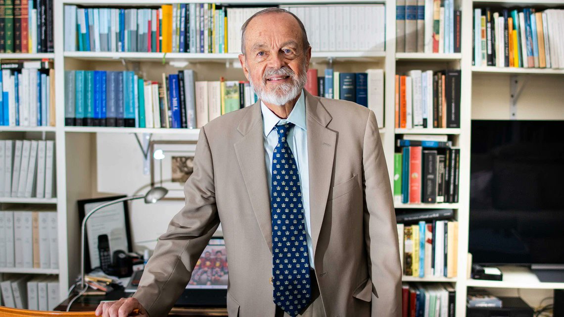 Onursal Üyemiz Philip Kitcher’a Frontiers of Knowledge Ödülü!

Onursal üyemizi bu kıymetli ödülünden dolayı tebrik ediyoruz. Habere dair detaylı bilgiye aşağıdaki bağlantı üzerinden erişebilirsiniz 👇
bilimakademisi.org/onursal-uyemiz…