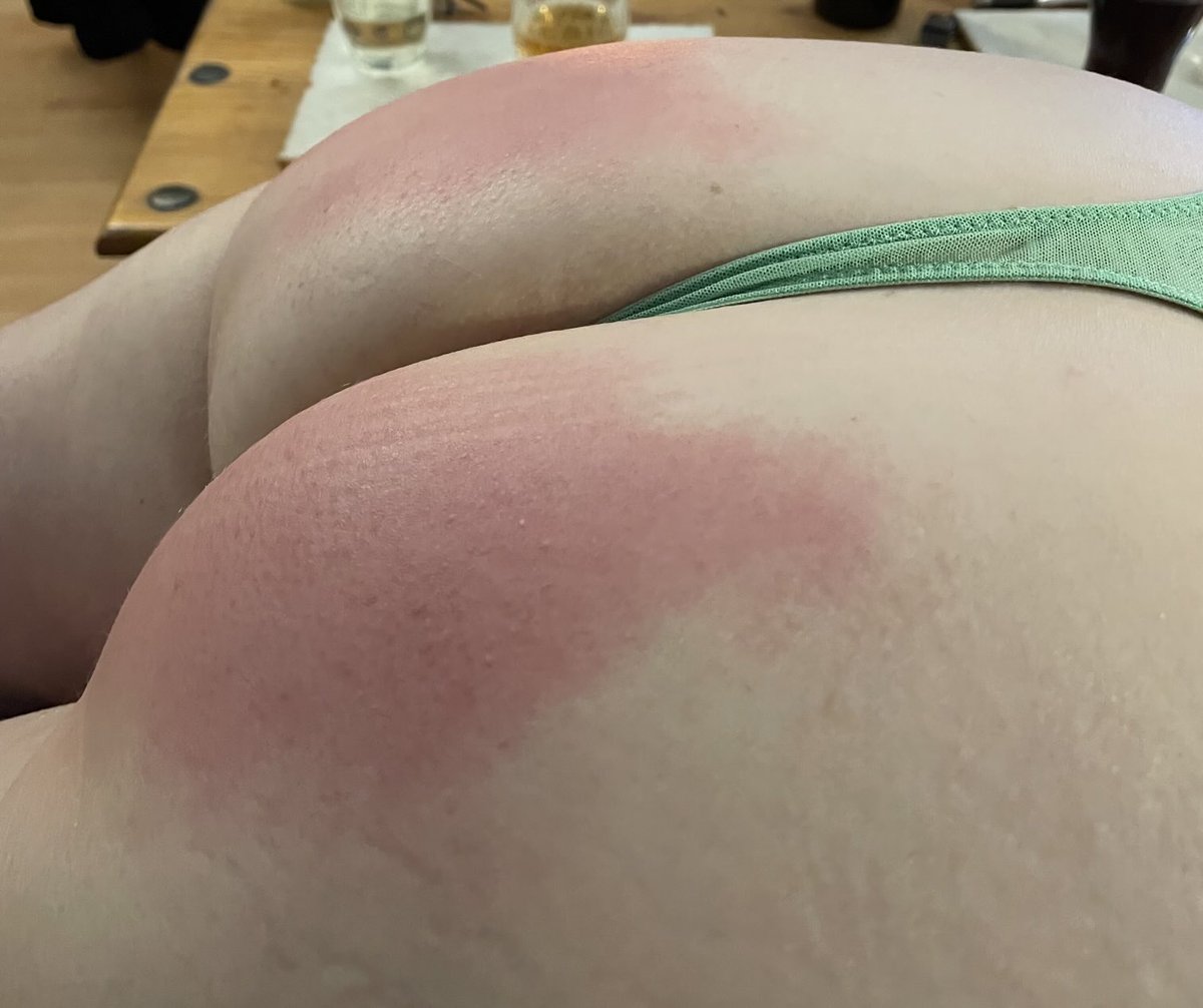 Today I learnt not one word but two
Callipygian and Wazoo
The latter is a slang word for bums
From the US Of A it comes 
The former means a well-shaped bottom
I hope by tomorrow I’ve not forgot ‘em!
There is one way to bring them to mind
Spanking a well-shaped behind!