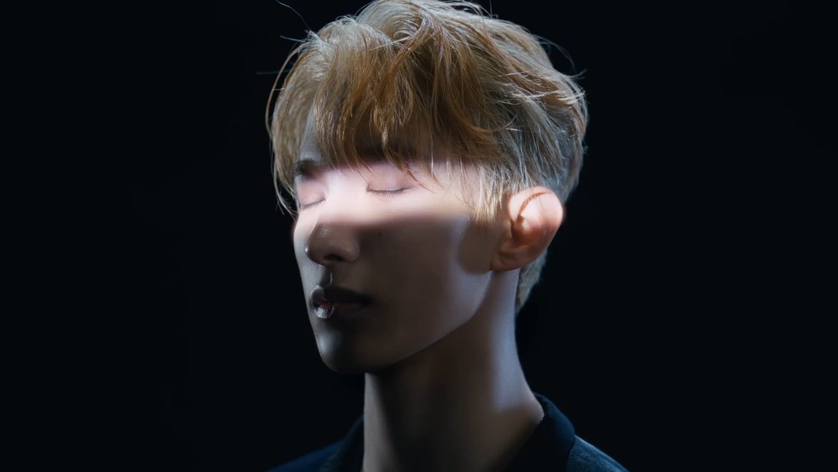 SeoksandSunDK's tweet photo. DOKYEOM SERVING VISUALS WITH LIMITED LINES AND SCREEN TIME 😭 https://t.co/lCdqYGLiRu