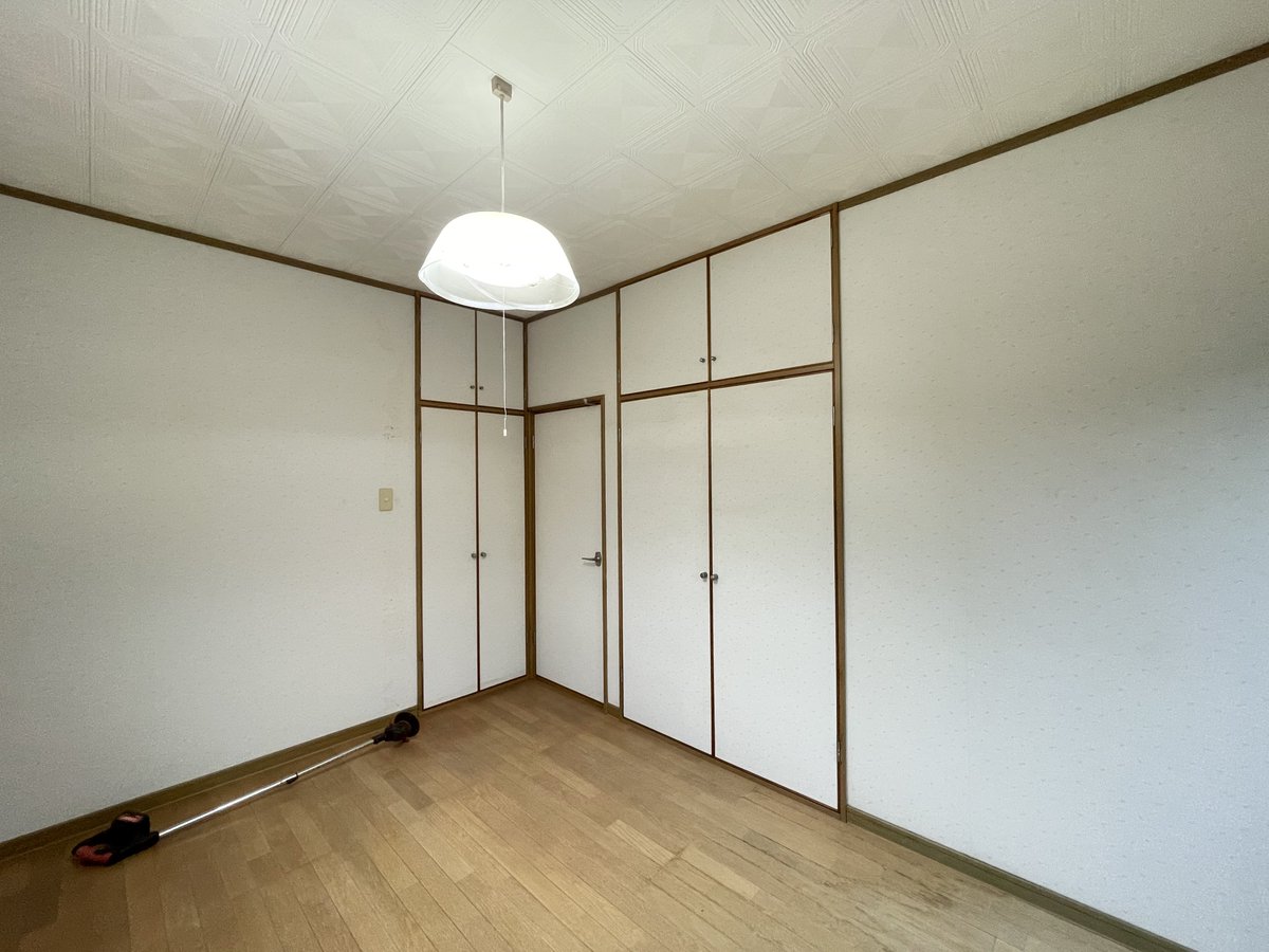 2103KAIKAKU's tweet photo. 八街市で先日不動産の買取をさせていただきました。
残置物が少ないので早めに販売できそうです👍

#八街市
#不動産買取 https://t.co/zC2PPN8rMd
