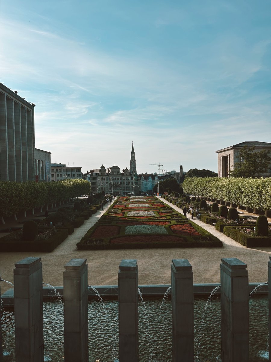 📌Last week, GENERA participated in the 𝗖𝗼𝗻𝘁𝗿𝗮𝗰𝘁𝗼𝗿𝘀 𝗠𝗲𝗲𝘁𝗶𝗻𝗴 organized by <a href="/cinea_eu/">CINEA 🇪🇺</a> in Brussels

We exchanged experiences, discovered inspiring practices, and now return with fresh ideas to keep building a #cleaner energy future.

#GENERAProject #LIFEprogramme