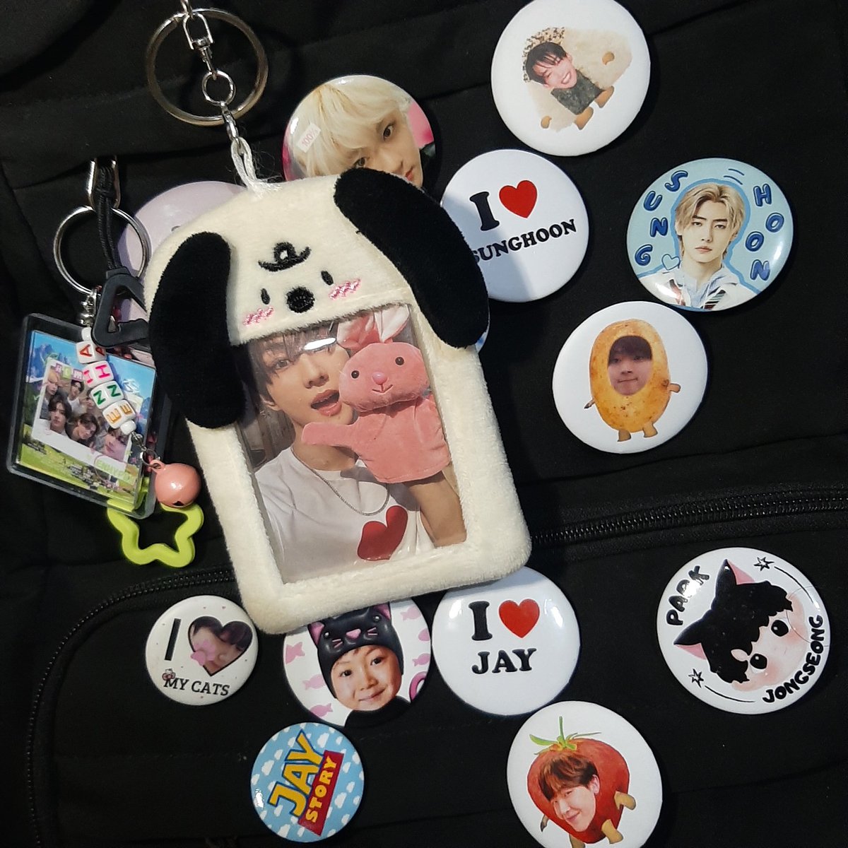 ahoonjay's tweet image. ⠀      ⠀⠀₊ ˚  🐹🍎🐾🍒🍰🐈‍⬛💭

from this     ⠀      ⠀⠀      to this ♡