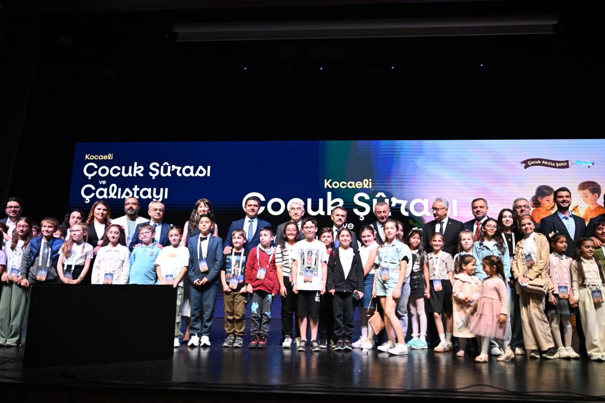 Vali İlhami Aktaş ve Başkan Tahir Büyükakın, Kocaeli Çocuk Şûrası ve Çalıştayı Açılış Programına Katıldı
⬇️
kocaeli.gov.tr/vali-ilhami-ak…