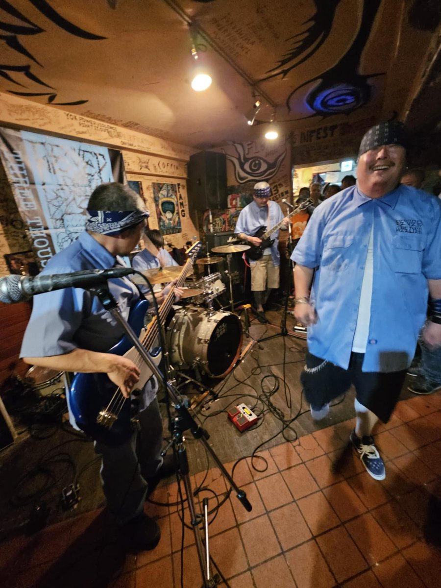INUIROCKET's tweet photo. 5/25凄まじい1日🔥
FEVER WEEDER pre
RAW POWER JAPANTOUR FINAL
西横浜ELPUENTE
超満員90人超え!ご来場の皆様ありがとうございました!
#RAWPOWER
#MADCONFLUX
#BOUND
#ROCKYandtheTHESWEDEN
#FEVERWEEDER https://t.co/H6uGL9mils