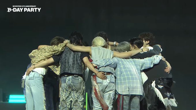 happy tenth anniversary my shining diamonds 🩵🩷 #seventeen
