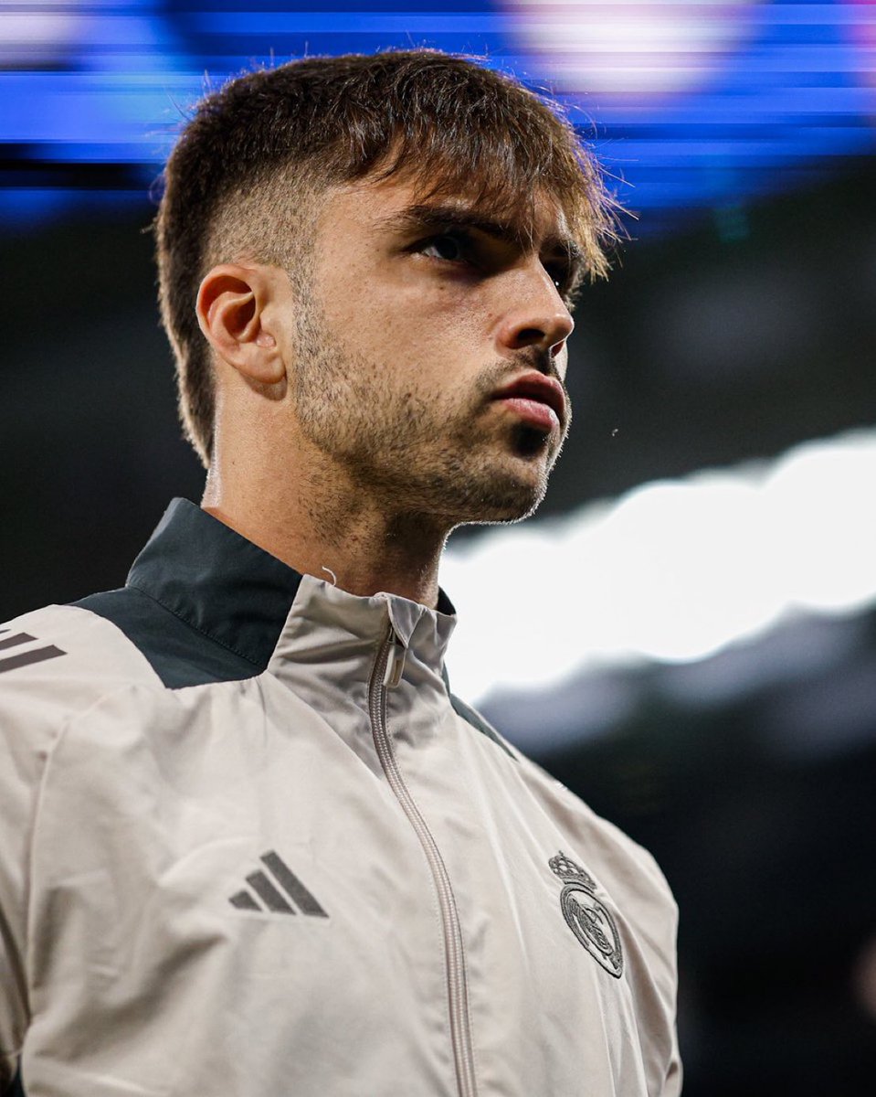 (fan) REAL MADRID FANS 🤍 tweet media