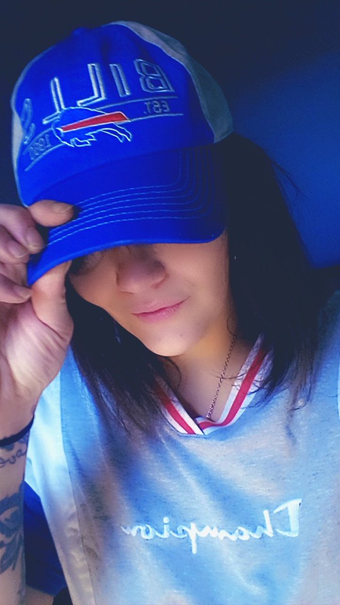 DieToBeSky's tweet photo. #BillsMafia #Bills #BuffaloBills https://t.co/8jvPGy0UEj