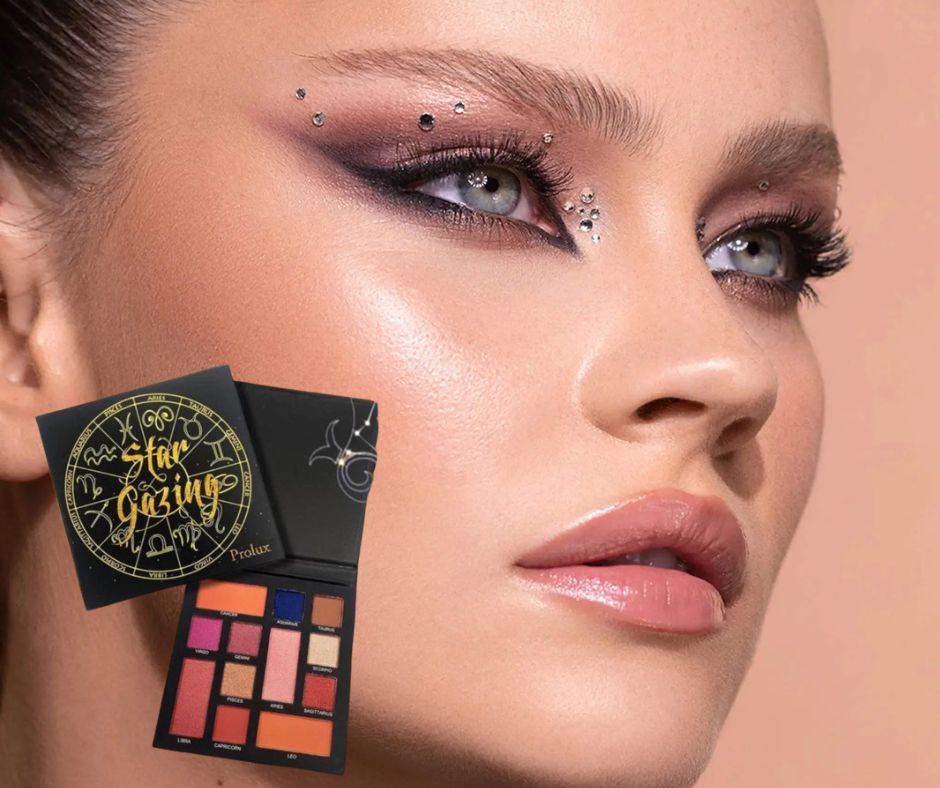 ProluxSkinCare's tweet image. This eyeshadow palette offers highly pigmented, long-lasting colors that are perfect for day-to-night looks, flattering all skin tones.
#proluxcosmetics #MakeupWithPurpose #ColorWithPower #ProluxBeauty #BoldGirlEnergy #CreativeWithIntent #eyemakeup #eyeshadow #eyeshadowpalette