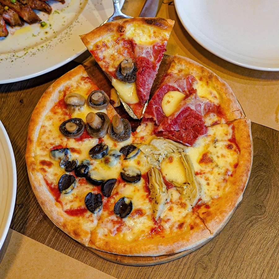 LongVu80's tweet photo. Pizza Day với Bitmart Việt Nam
@BitMart_VN 
#BitMart #BitMartVietNam #BitcoinPizzaday https://t.co/4DooW4y3Fn