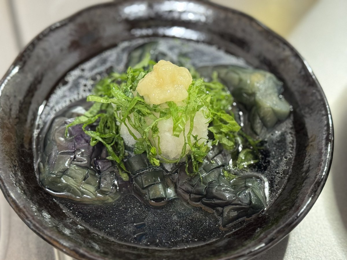 今日はナスの揚げ浸し🍆と昨日の余り物🐙

#キッチンドランカー部