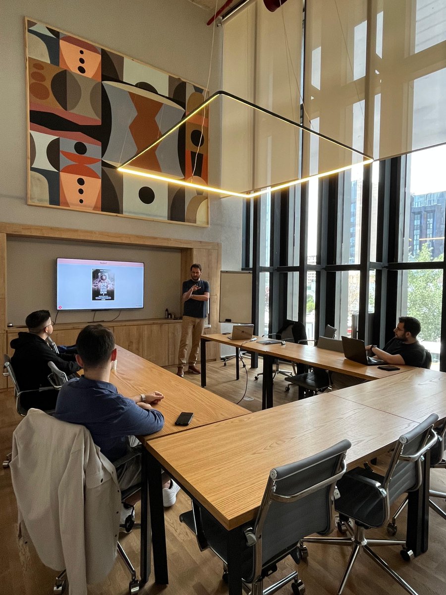 fonprimecoworking tweet media