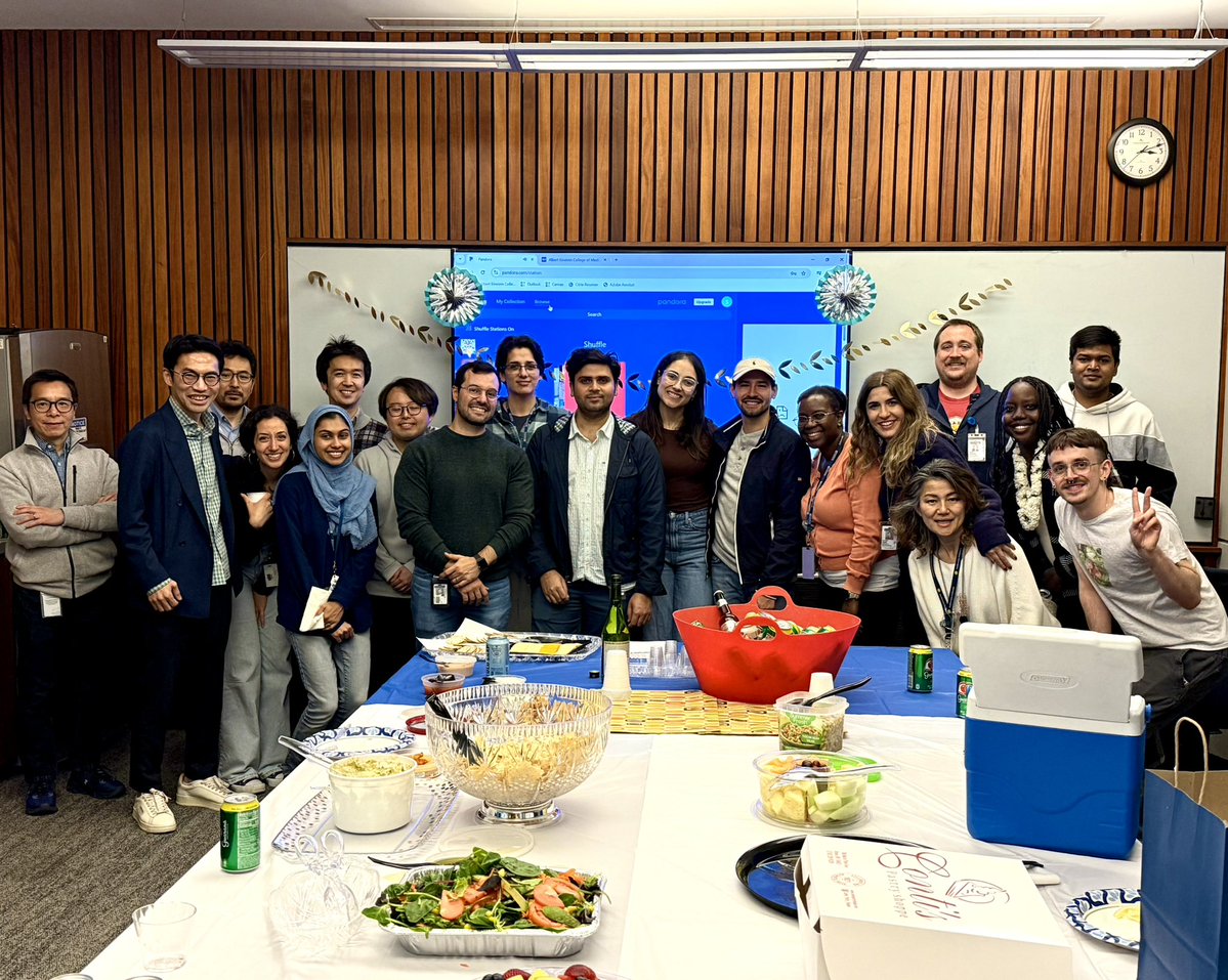 Keisuke Ito_Lab (@the_ito_lab) on Twitter photo Bittersweet to see trainees move on, but so proud of our amazing Lidiane (<a href="/torres_lidiane_/">Lidiane Torres</a>) as she starts her next chapter! Your passion for neutrophil biology & sickle cell disease has inspired us all. Keep shining—we can’t wait for more chances to team up again! <a href="/Einstein_SCI/">EinsteinSCI</a> Bittersweet to see trainees move on, but so proud of our amazing Lidiane (<a href="/torres_lidiane_/">Lidiane Torres</a>) as she starts her next chapter! Your passion for neutrophil biology & sickle cell disease has inspired us all. Keep shining—we can’t wait for more chances to team up again! <a href="/Einstein_SCI/">EinsteinSCI</a>