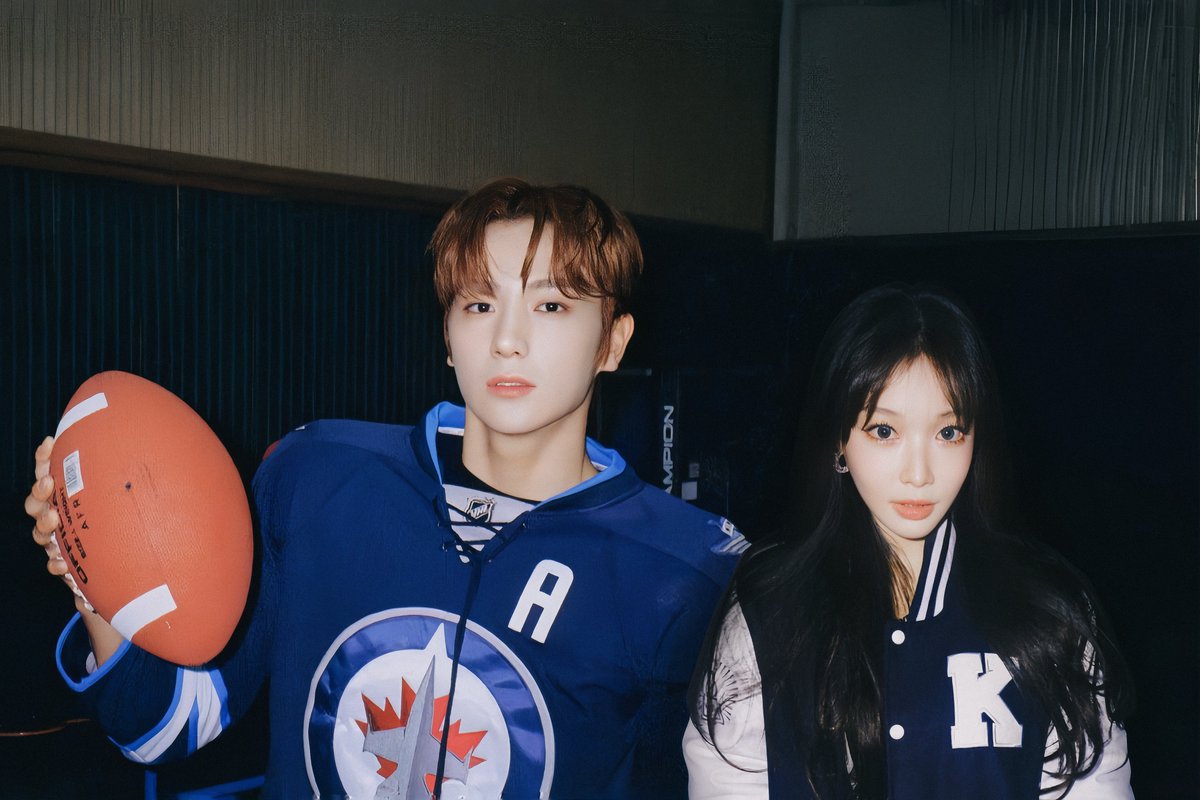 alcoeun's tweet photo. #milsul football captain x cheers captain https://t.co/BY2JjWDbfy