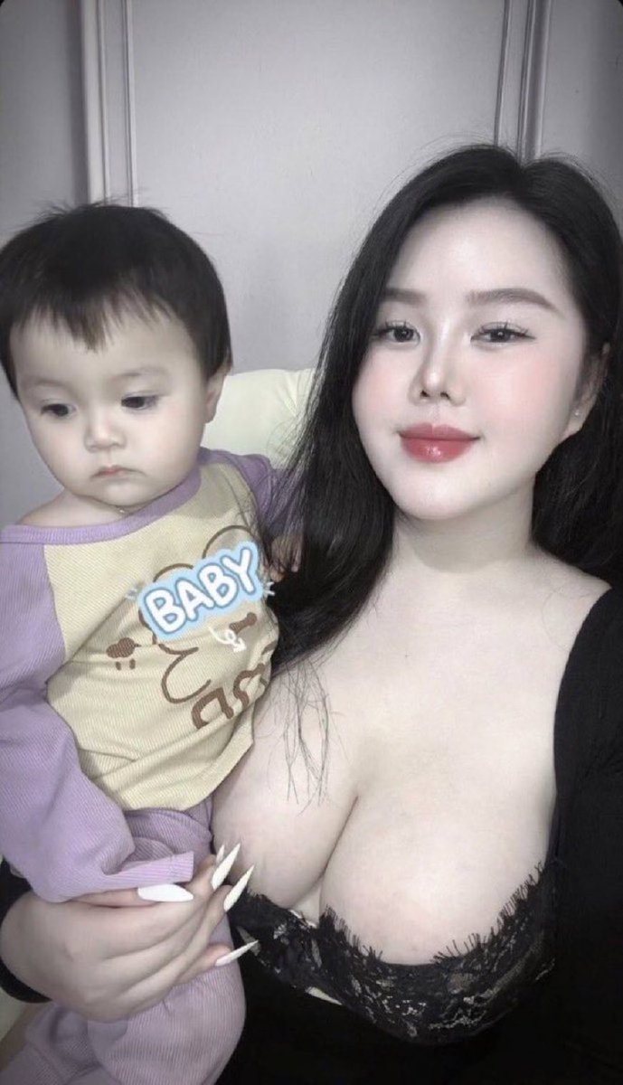 Emtrang18tui's tweet photo. Mẹ đơn thân thì có làm sao. Nhu cầu tình dục cao tìm trai địt dc k https://t.co/EdIgSmwcS9