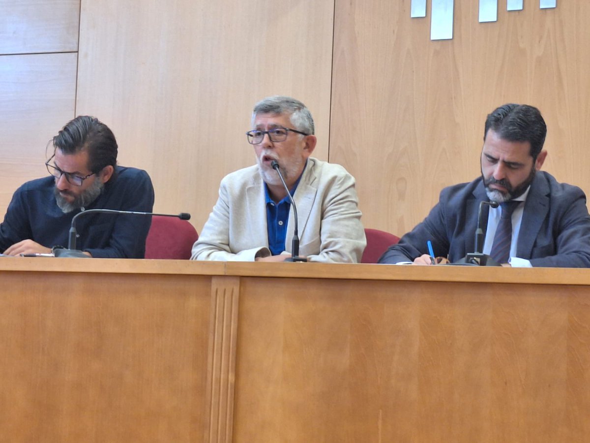 UGT Fica Andalucía (@fica_andalucia) on Twitter photo <a href="/JRodrguezSauced/">Jose Manuel Rodríguez Saucedo</a> SG <a href="/fica_andalucia/">UGT Fica Andalucía</a> y Vicepresidente de <a href="/FLCconstruccion/">Fundación Laboral de la Construcción</a> #Andalucía hoy, en la reunión de la Comisión Permanente, en la sede de la Fundación en #Granada. <a href="/JRodrguezSauced/">Jose Manuel Rodríguez Saucedo</a> SG <a href="/fica_andalucia/">UGT Fica Andalucía</a> y Vicepresidente de <a href="/FLCconstruccion/">Fundación Laboral de la Construcción</a> #Andalucía hoy, en la reunión de la Comisión Permanente, en la sede de la Fundación en #Granada.
