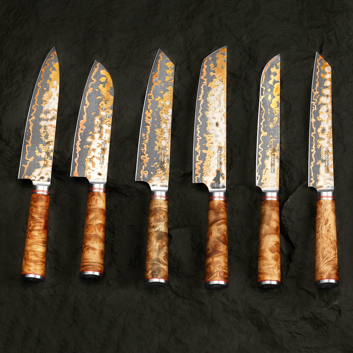 yousunlong's tweet image. From sashimi to steak, these blades turn your kitchen into a chef’s stage.

👏 yousunlong.com/product-catego…

#YOUSUNLONG #CopperDamascus #ChefKnifeSet #KnifeGoals #KitchenAesthetics #BurlWoodHandle #JapaneseSteel #CutWithStyle #ArtInTheKitchen #HandcraftedKnives #LuxuryKitchenTools