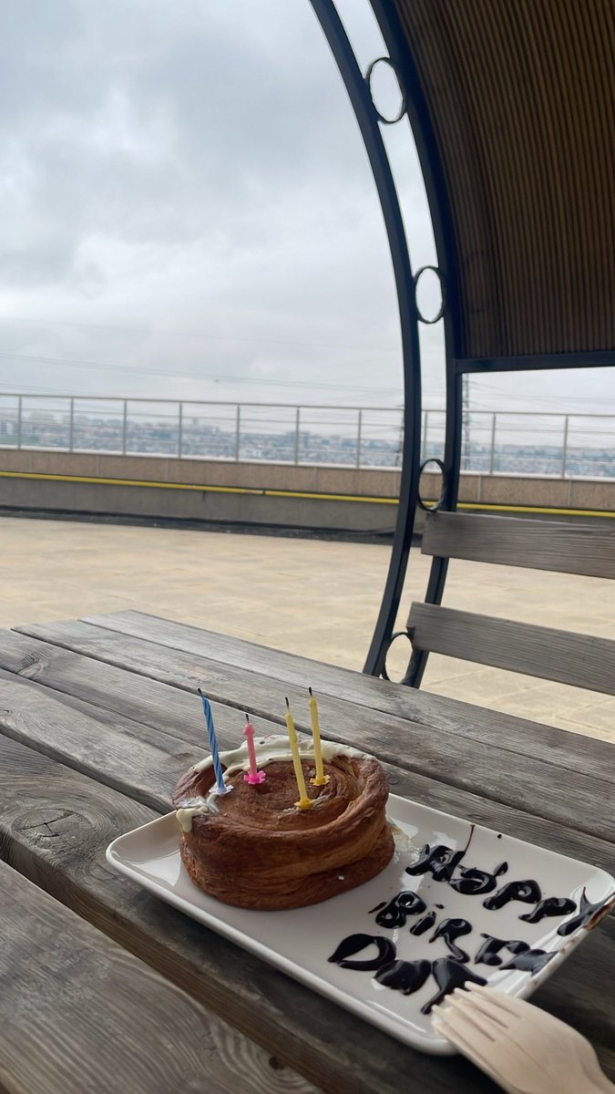 xia_67's tweet photo. Early birthday surprise I love them 🥹💞💞 https://t.co/jGwSTZsddq