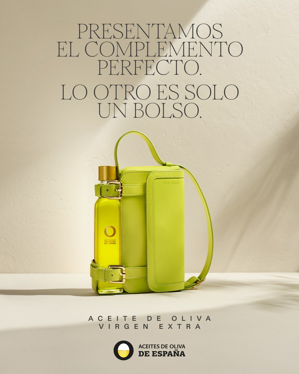#ElComplementoPerfecto que sienta bien con todo, existe y se llama Aceite de Oliva Virgen Extra. Porque un icono no siempre es cuestión de moda, también es cuestión de gusto. #AceitesDeOlivaDeEspaña #AOVE